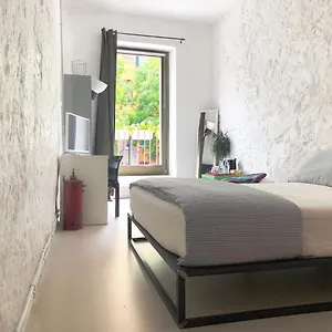 https://loft25.it-lombardy.com